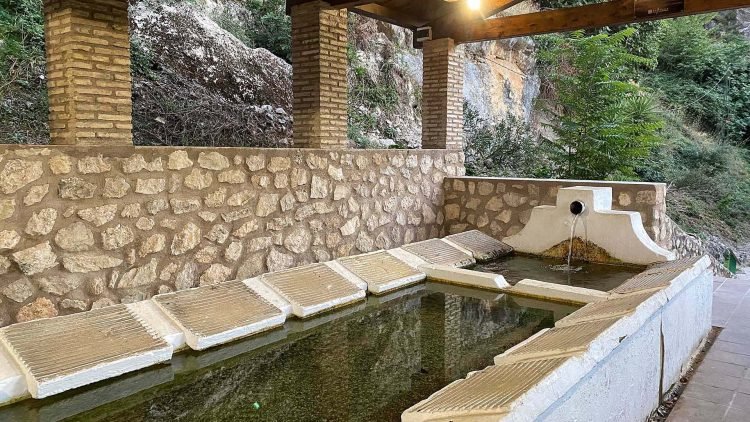 Lavadero de la Iruela 01